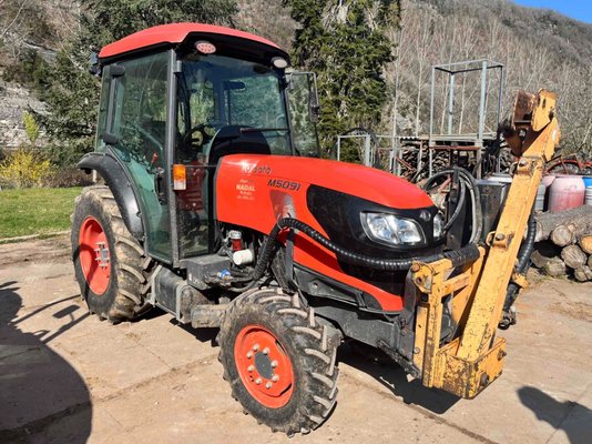 Tracteur agricole - M5091