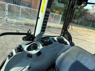 Tracteur fruitier New Holland T4.110 F - 9