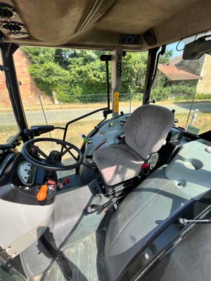 Tracteur fruitier Massey Ferguson 3640 S