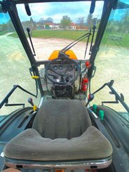 Tracteur fruitier Renault Claas FRUCTUS 140 - 3
