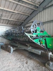 Moissonneuse batteuse John Deere CTS  - 4