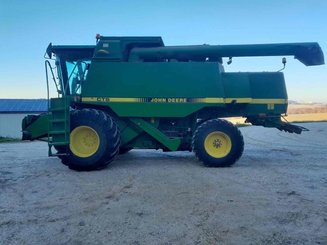 Moissonneuse batteuse John Deere CTS  - 1