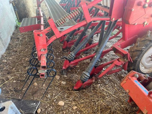 Combiné de semis Kuhn HRB302+M300