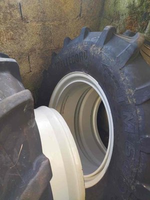 Roue, pneu, jumelage - autre - AR/ 460/ 85 R38+ 380/85R28