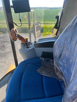 Moissonneuse batteuse New Holland CS6050