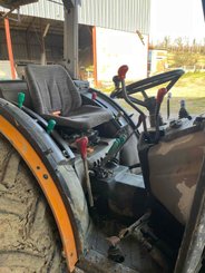 Tracteur fruitier Renault Fructus 140 - 7