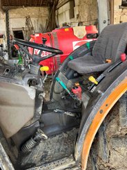 Tracteur fruitier Renault Fructus 140 - 2