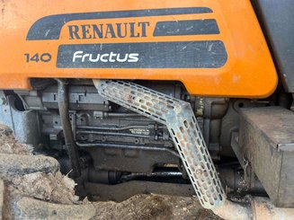 Tracteur fruitier Renault Fructus 140 - 10