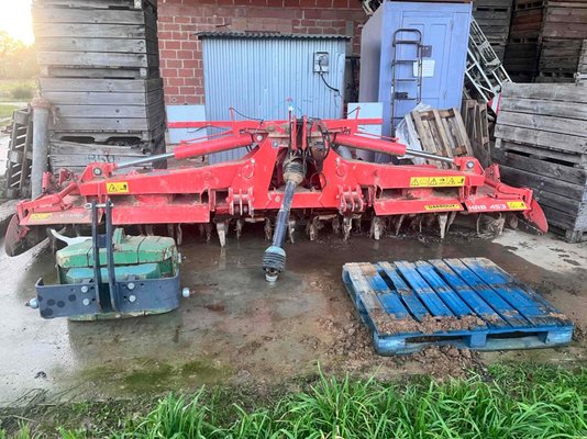Herse rotative Kuhn HRB 453 DR