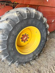 Moissonneuse batteuse New Holland L520 - 7