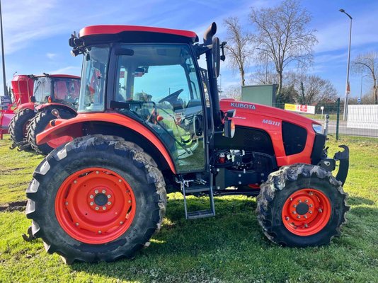 Tracteur agricole Kubota M5111