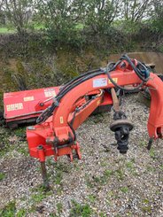 Broyeur d'accotement Kuhn TBE180 - 1